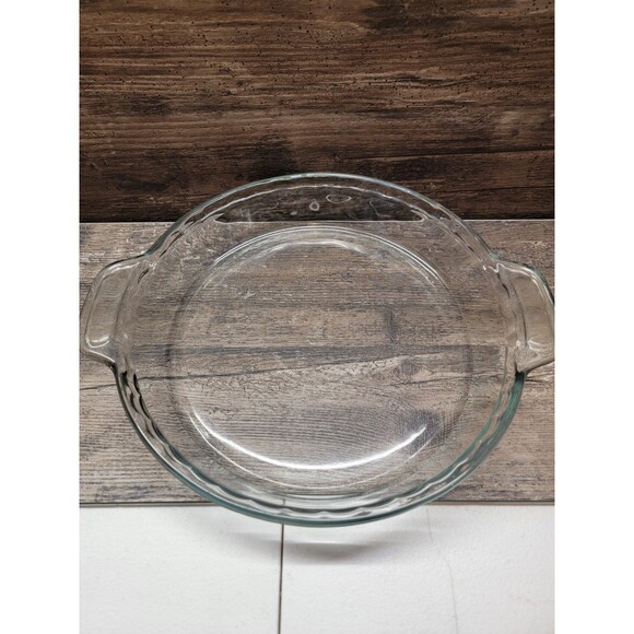 Vintage Anchor Hocking Glass Pie Plate, 9.5”, Fluted Edge - Picture 1 of 4